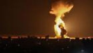 أهداف حوثية بصنعاء والحديدة تحت نيران الغارات الأمريكية