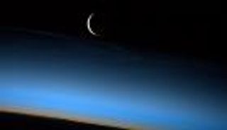 5 دول تعلن الإثنين أول أيام عيد الفطر 2025