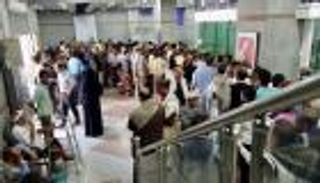 غصة العيد في صنعاء.. شلل يصيب البنوك والوقود والاتصالات