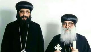  الأنبا باخوميوس  تولى العديد من المناصب 