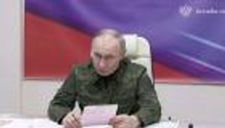 بين مطرقة ترامب وسندان بوتين.. مصير غرينلاند بيد «الكبار»