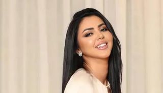 الفنانة إيناس النجار