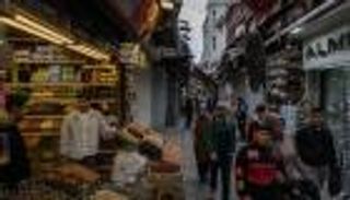 نددت بدعوة المعارضة.. «صيام» الأسواق يغضب الحكومة التركية