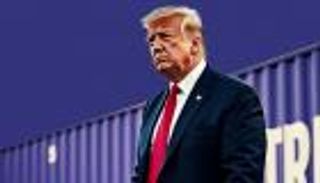 «أم المعارك التجارية».. ترامب يقود حملة ضد 15 دولة من أجل «عصر ذهبي»