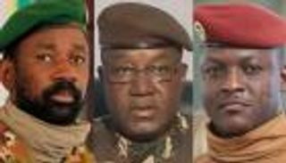 من فرنسا إلى روسيا.. بوصلة ساحل أفريقيا تتجه شرقا