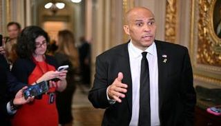 السيناتور كوري بوكر