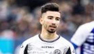 صدمة البدايات.. لماذا رفض «منجم الجزائر» التعاقد مع عمورة؟