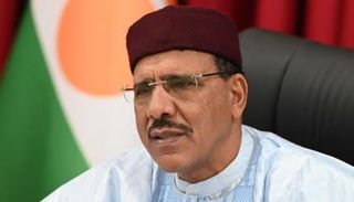 رئيس النيجر المعزول محمد بازوم