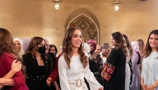 إطلالات الأميرة إيمان بتصاميم عالمية راقية