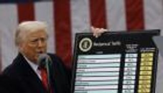 بنسب تتراوح بين 10% و41%.. دول عربية بقائمة الرسوم الجمركية لترامب