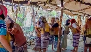 عناصر من تنظيم القاعدة الإرهابي باليمن - صورة متداولة