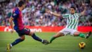 بث مباشر لحظة بلحظة: مباراة برشلونة وريال بيتيس اليوم في الدوري الإسباني 2025