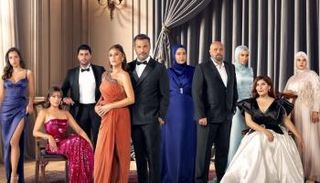 نجوم مسلسل "شراب التوت" 