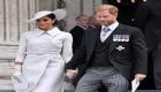 صيحات استهجان استقبلته.. اليوبيل البلاتيني لإليزابيث يحرج هاري