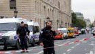 فرنسا تُحبط مخططا إرهابيا.. بصمات داعشية