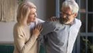 دراسة تكشف: هرمونات النساء تحمل سلاحا سريا ضد الألم