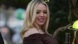 تيفاني ترامب تكشف عن جنس طفلها في ميامي بإطلالة وردية