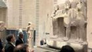 ماكرون يزور المتحف المصري الكبير ويشيد بعظمة الحضارة المصرية