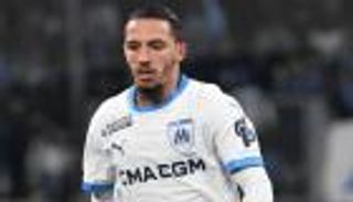 بسبب بن ناصر.. دي زيربي يرد على الانتقادات الفرنسية