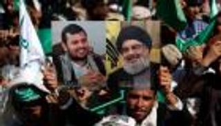 محور إيران بين التكيف والانحسار.. مناورة أم بداية تفكك؟