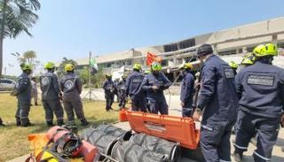 فرق الإغاثة الإماراتية