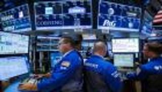 ترامب ينثر البهجة في «وول ستريت».. «S&P 500» يصعد 8% وداو جونز 6.6% وناسداك 9%