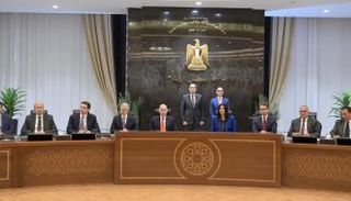 جانب من التوقيع