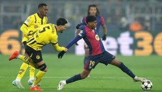 موعد مباراة برشلونة وبروسيا دورتموند