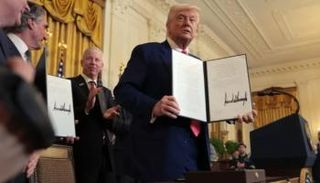 دونالد ترامب 