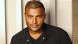 رامي صبري يعلن عن وفاة والدة زوجته