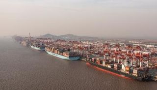 الشحن البحري