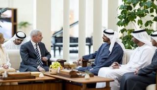 جانب من لقاء الشيخ محمد بن زايد آل نهيان رئيس دولة الإمارات ووزير الطاقة الأمريكي كريس رايت