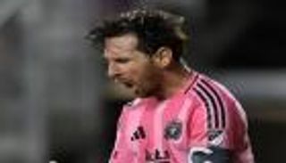 لن يعود إلى برشلونة.. هل حدد ميسي موعد اعتزاله؟