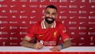 بثمن راتب أسبوعين.. حقائق مذهلة عن ساعة محمد صلاح