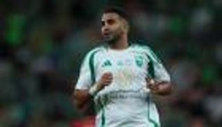 محرز يعيد الأهلي السعودي لطريق الانتصارات