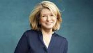 في سن الـ83.. مارثا ستيوارت تُذهل الجميع بإطلالة شابة