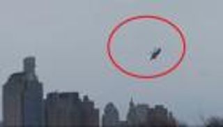 مصرع 6 أشخاص جراء تحطم مروحية في نيويورك (فيديو)