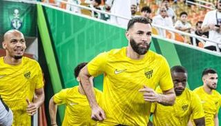 كريم بنزيما نجم الاتحاد