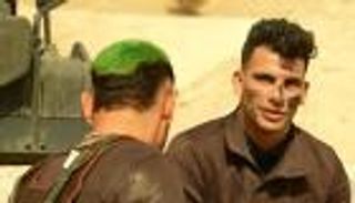 «كنت حاسس».. رامز جلال يثير الجدل بفيديو قديم مع زيزو