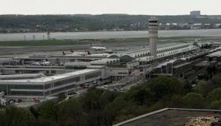 مطار ريغان - أرشيفية