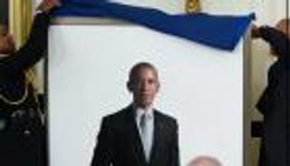 قبضة ترامب «تطيح» بأوباما.. «معركة وجود» في البيت الأبيض