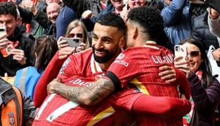 ليفربول متصدر الدوري الإنجليزي