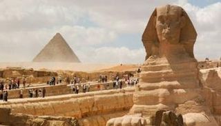 أهرامات الجيزة في مصر
