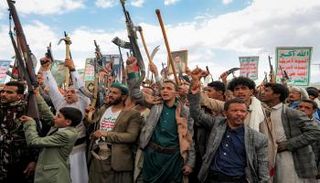 عناصر حوثية مسلحة - أ ف ب