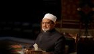 الإمام الطيب يعود لمكتبه بعد التعافي وسط رسائل محبة واسعة