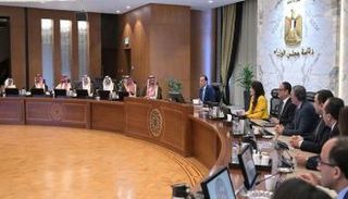 لقاء رئيس الوزراء المصري بعدد من رجال الأعمال السعوديين