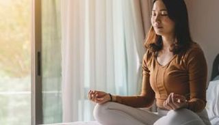 التأمل والعلاج السلوكي يكبحان آلام الظهر