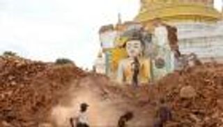 احتفالات على أنقاض الزلزال.. ميانمار تستقبل العام الجديد وسط الدمار