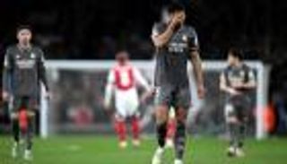 فعلها منذ 49 عاماً.. ريمونتادا إعجازية تلهم ريال مدريد ضد أرسنال