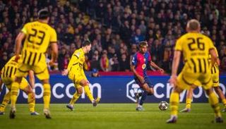 موعد مباراة برشلونة وبروسيا دورتموند اليوم